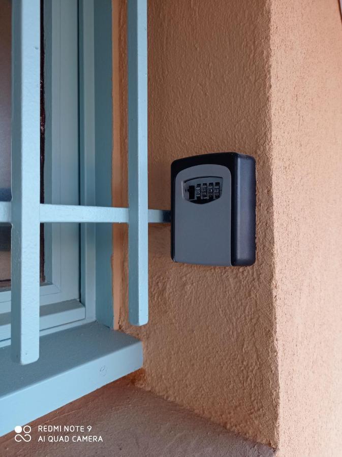 Un Nid D'Amour En Provence A Deux Pas De La Mer Cogolin Exterior foto